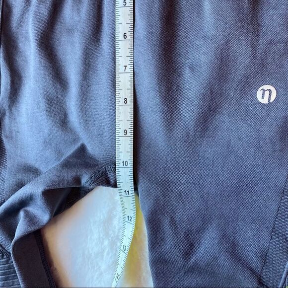 IMI Gray Leggings With Lattice Panels - Picture 8 of 9